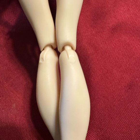 Ever After High Mattel Doll Apple White Doll  in Gold Bathing Suit 2012 Mattel - Picture 12 of 13